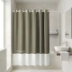 Αδιάβροχη κουρτίνα μπάνιου Estia Tone Lab Stone Clay 180x194 εκ. σε μοντέρνο μπάνιο