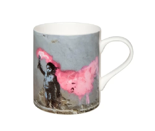 Koypa-porselani-358-ml-Konitz-young-refugee-in-a-lifejacket-1120042720