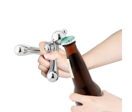 Επιτραπέζιο ανοιχτήρι μπουκαλιών Umbra Rodeo Buddy από γυαλιστερό μέταλλο, ανοίγει μπουκάλι μπύρα.