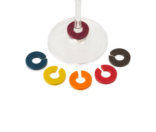 Innovine μαύρο πώμα κρασιού σιλικόνης με 6 ενσωματωμένα πολύχρωμα δαχτυλίδια-διακριτικά (κωδικός 12072), τοποθέτηση και χρώματα διαχωριστικών.