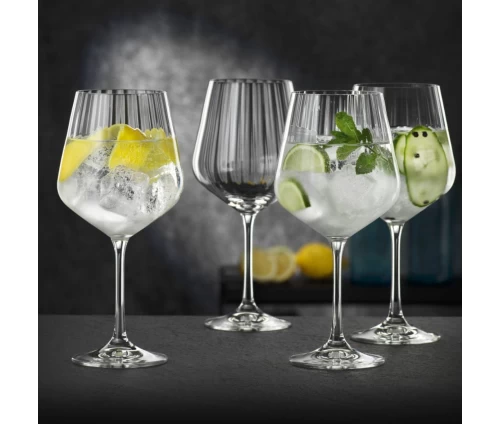 Κρυστάλλινα ποτήρια Gin Tonic Nachtmann Noblesse, 4 ποτήρια με διαφορετικά κοκτέιλ.