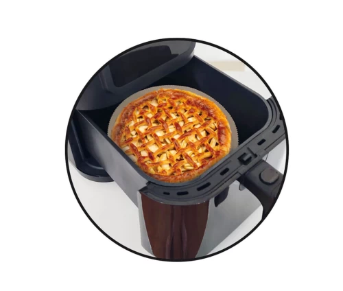 Guardini χάρτινα liners για air fryer 20 εκ., σε αεροφριτέζα κατά την χρήση.