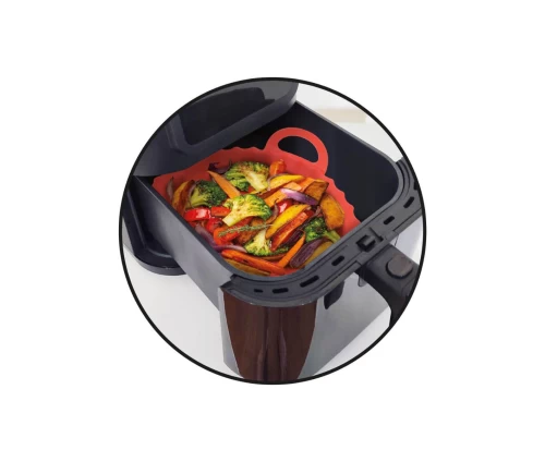 Guardini στρογγυλό καλάθι σιλικόνης για air fryer, κατά την χρήση.
