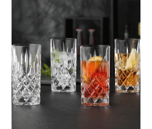 Ποτήρια σωλήνα Nachtmann Noblesse με cocktails και ποτά με πάγο