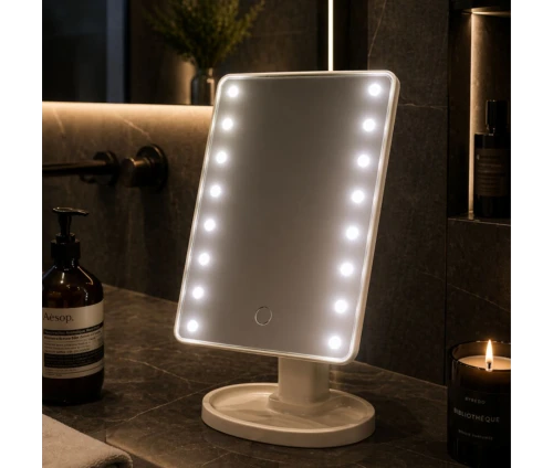 Επιτραπέζιος καθρέπτης μακιγιάζ MRShome με LED φωτισμό, τοποθετημένος σε μοντέρνο νιπτήρα, σε χρήση